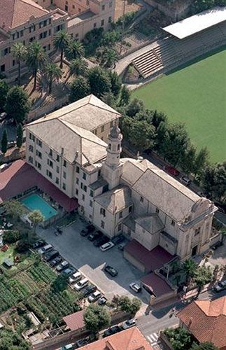 Florenz Hotel Finale Ligure